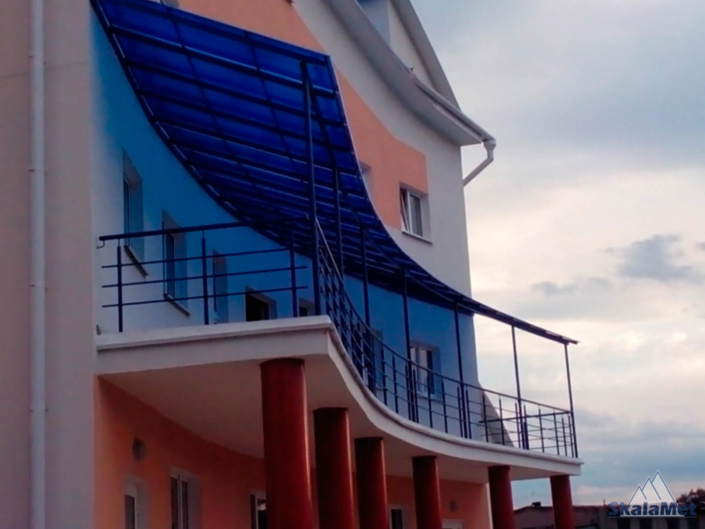 Козырьки и навесы Козырьки и навесы